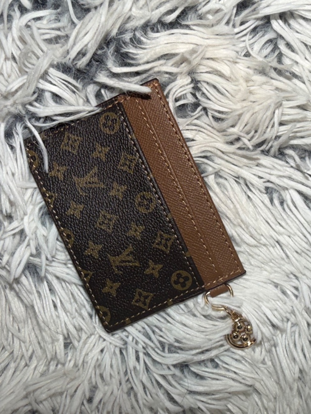 Wallets, Cardholder, & Keychain - Picture 7 of 11